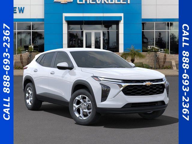 2025 Chevrolet Trax LS