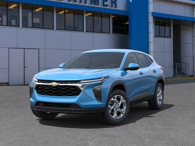 2025 Chevrolet Trax LS