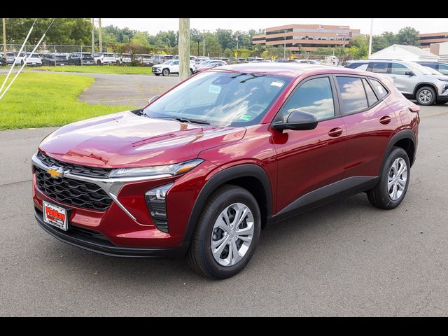 2025 Chevrolet Trax LS