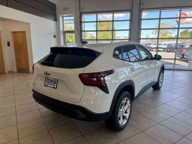 2025 Chevrolet Trax LS