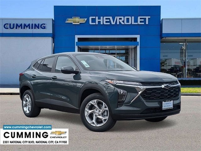 2025 Chevrolet Trax LS