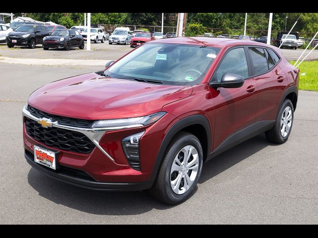 2025 Chevrolet Trax LS
