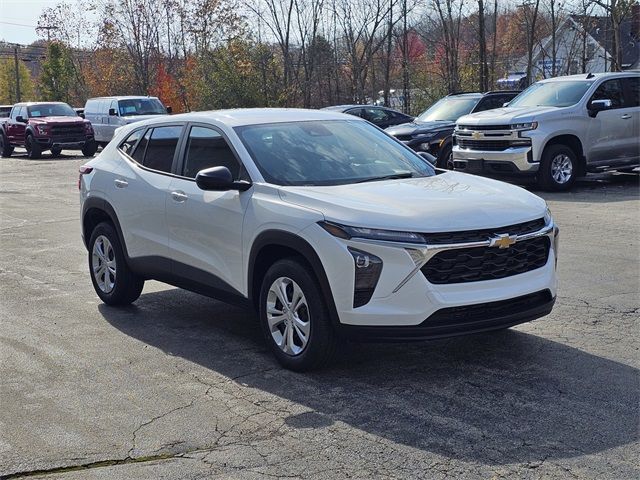 2025 Chevrolet Trax LS