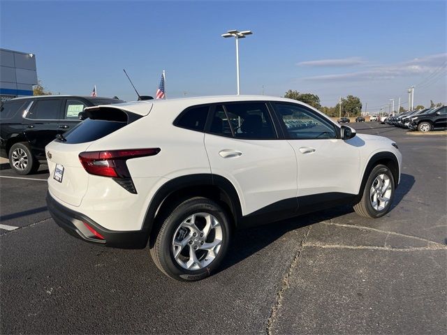 2025 Chevrolet Trax LS