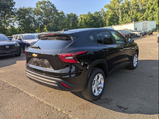 2025 Chevrolet Trax LS