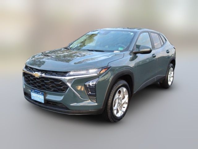 2025 Chevrolet Trax LS