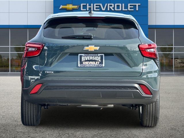 2025 Chevrolet Trax LS