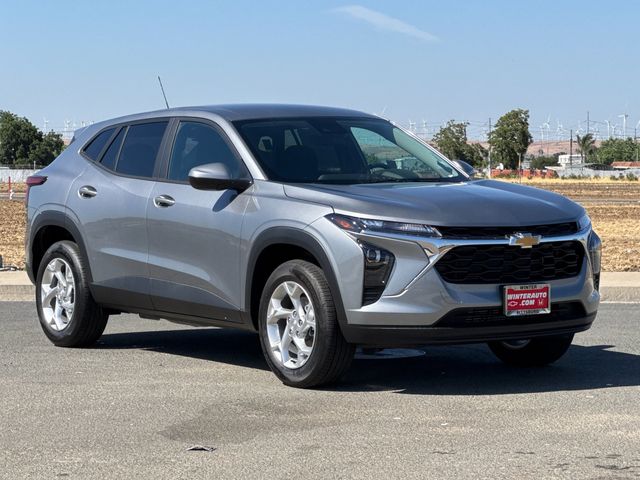 2025 Chevrolet Trax LS