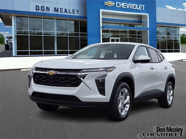 2025 Chevrolet Trax LS