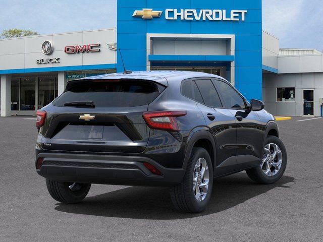 2025 Chevrolet Trax LS