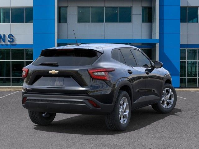 2025 Chevrolet Trax LS