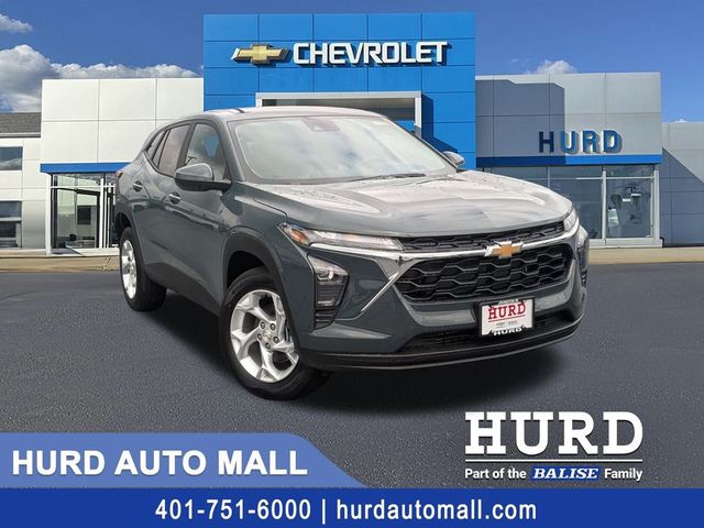2025 Chevrolet Trax LS