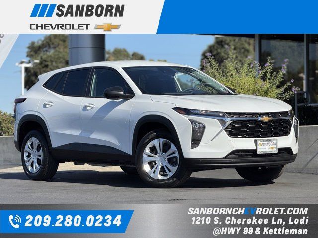 2025 Chevrolet Trax LS