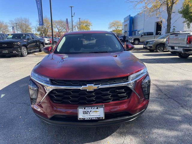 2025 Chevrolet Trax LS