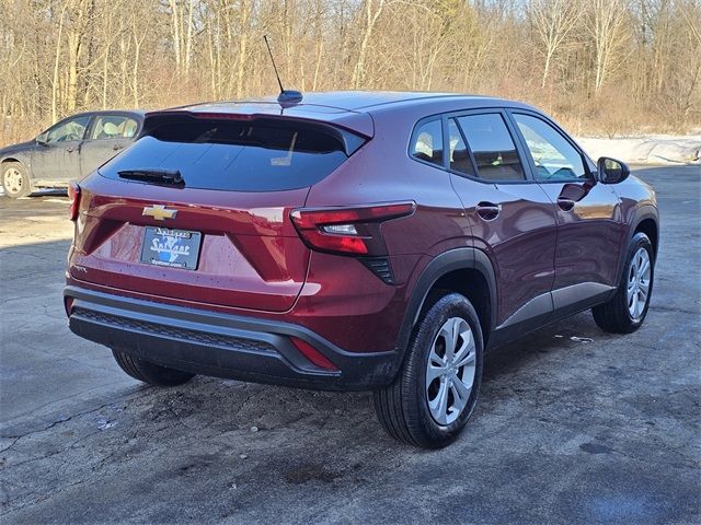 2025 Chevrolet Trax LS