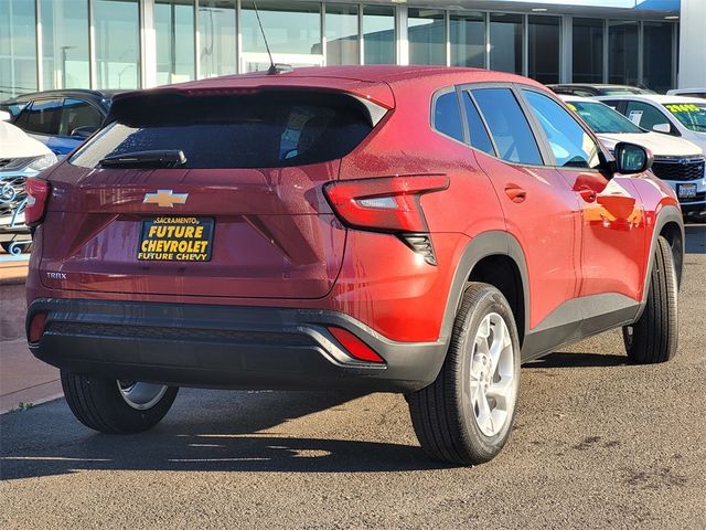 2025 Chevrolet Trax LS