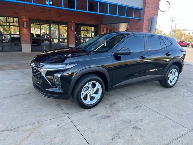 2025 Chevrolet Trax LS