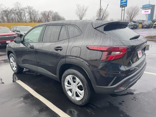 2025 Chevrolet Trax LS