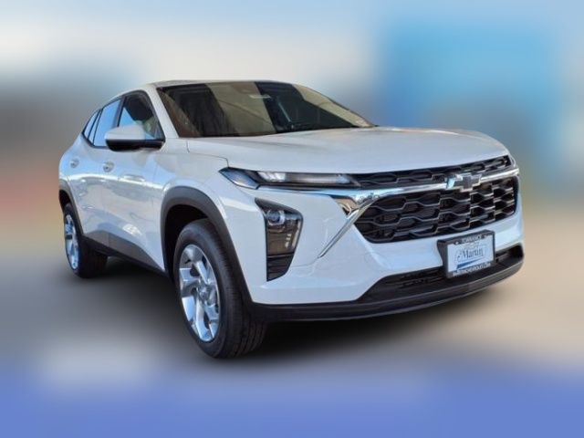2025 Chevrolet Trax LS