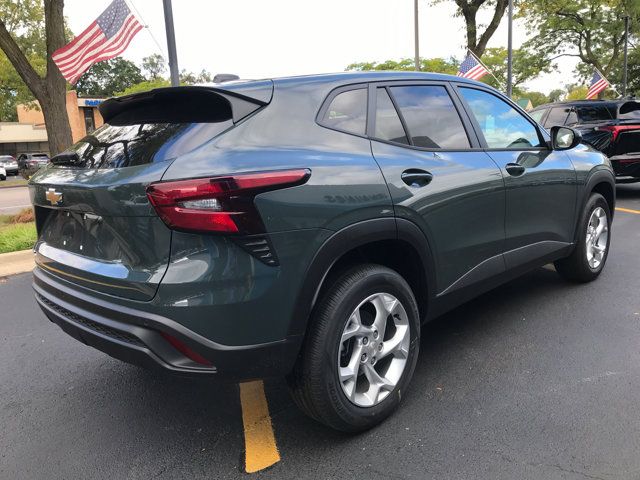 2025 Chevrolet Trax LS