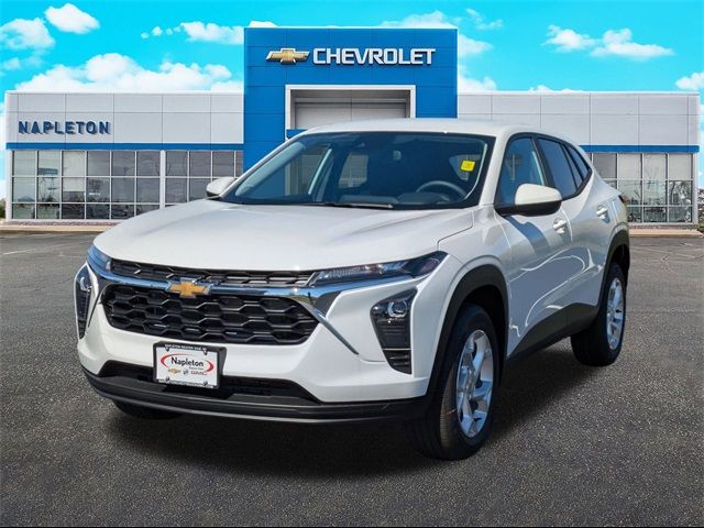 2025 Chevrolet Trax LS