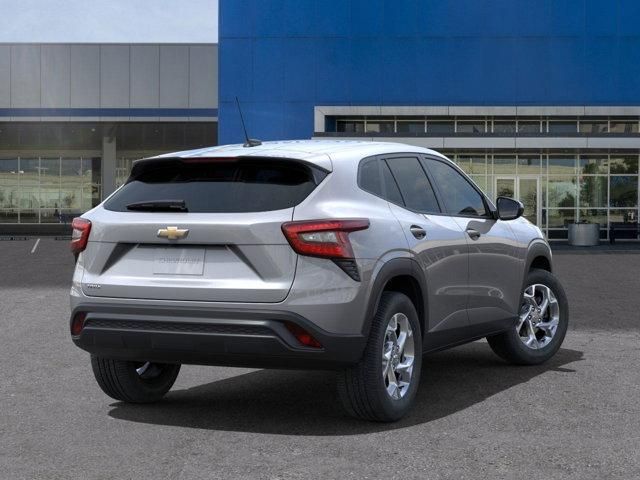 2025 Chevrolet Trax LS