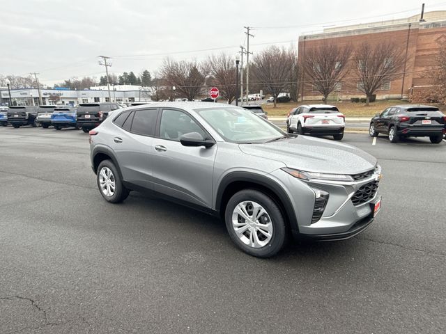 2025 Chevrolet Trax LS