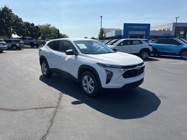 2025 Chevrolet Trax LS