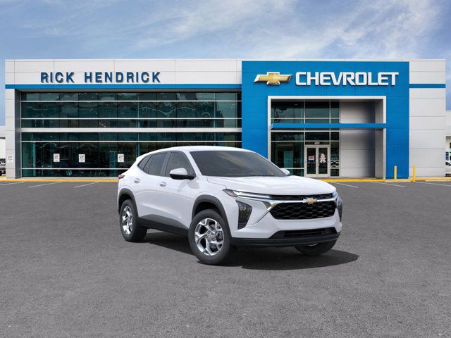 2025 Chevrolet Trax LS