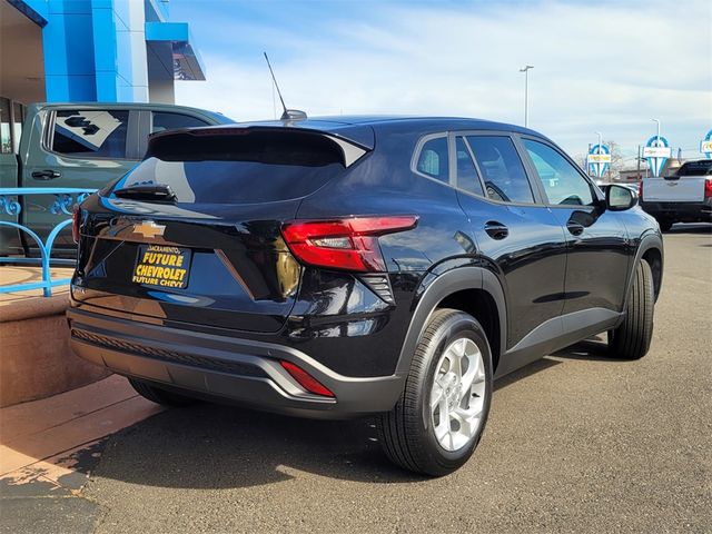 2025 Chevrolet Trax LS