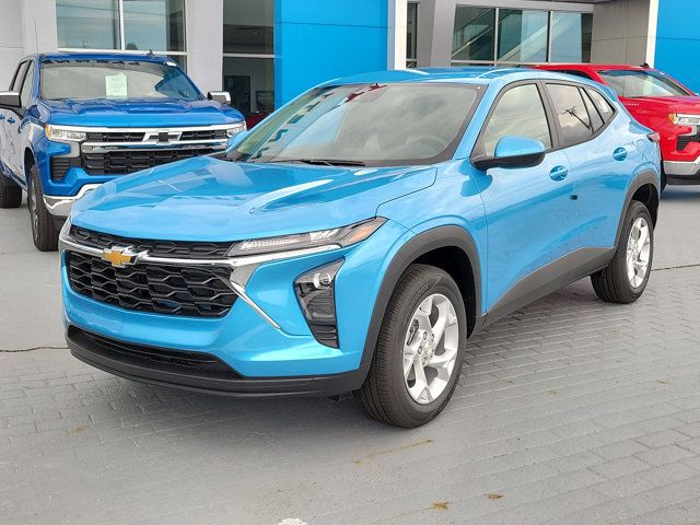 2025 Chevrolet Trax LS