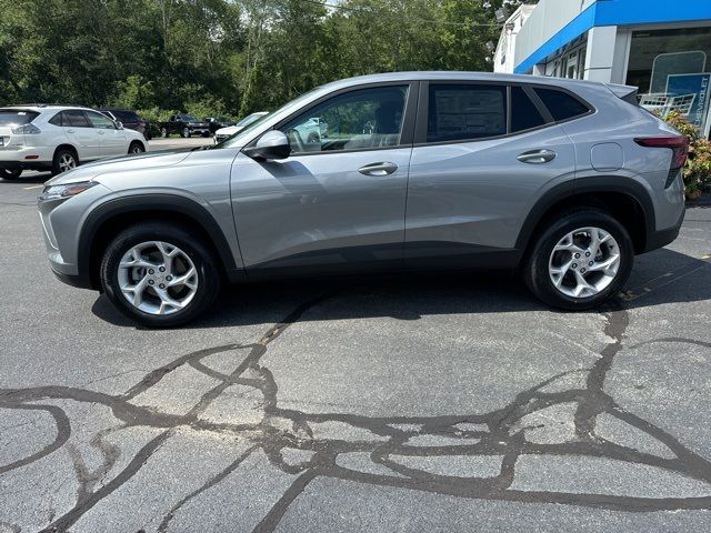 2025 Chevrolet Trax LS