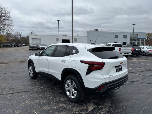 2025 Chevrolet Trax LS