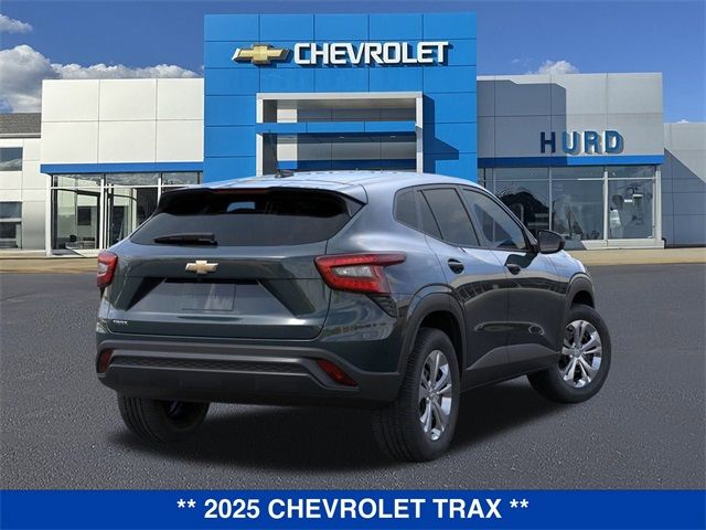 2025 Chevrolet Trax LS