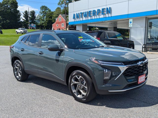 2025 Chevrolet Trax LT