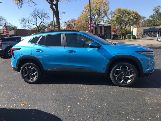 2025 Chevrolet Trax LT