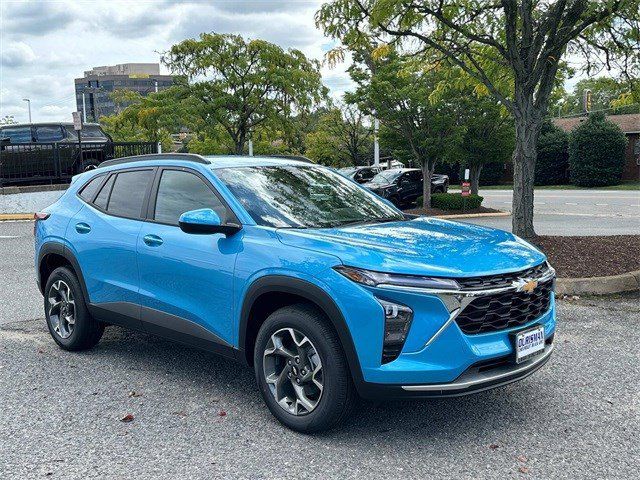 2025 Chevrolet Trax LT