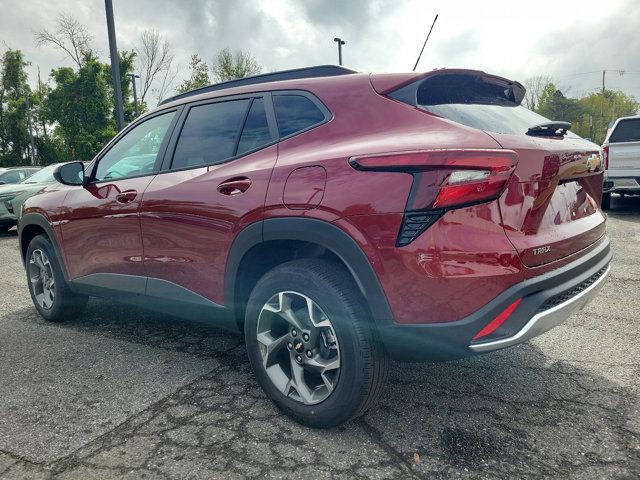 2025 Chevrolet Trax LT