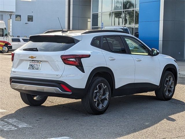 2025 Chevrolet Trax LT