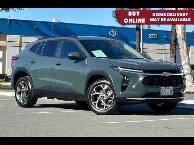 2025 Chevrolet Trax LT