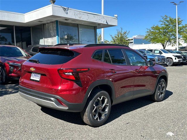 2025 Chevrolet Trax LT