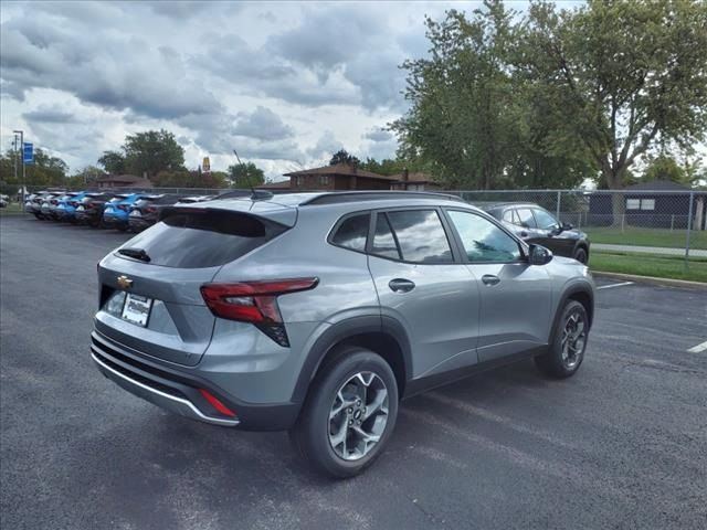 2025 Chevrolet Trax LT