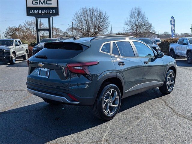 2025 Chevrolet Trax LT