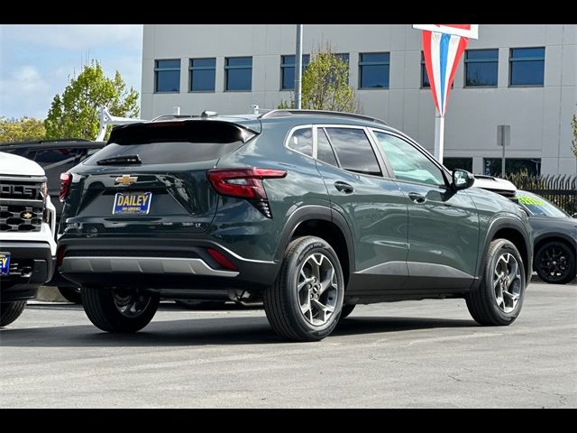 2025 Chevrolet Trax LT