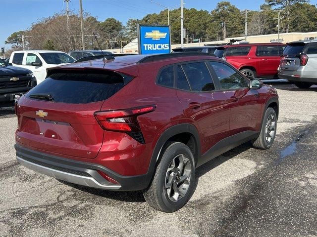 2025 Chevrolet Trax LT