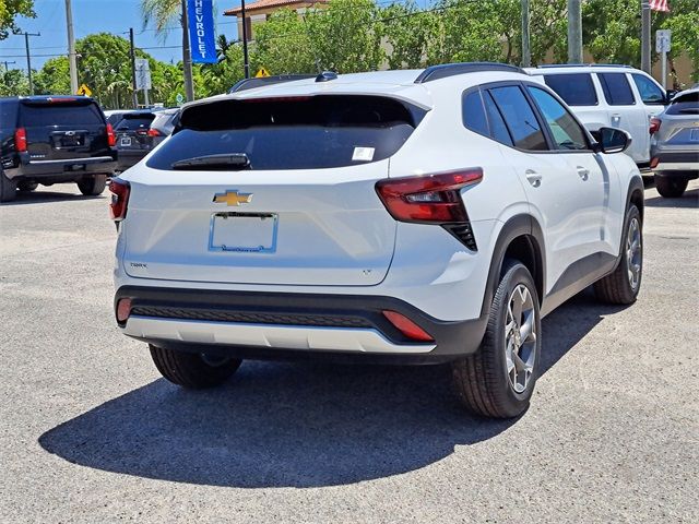 2025 Chevrolet Trax LT