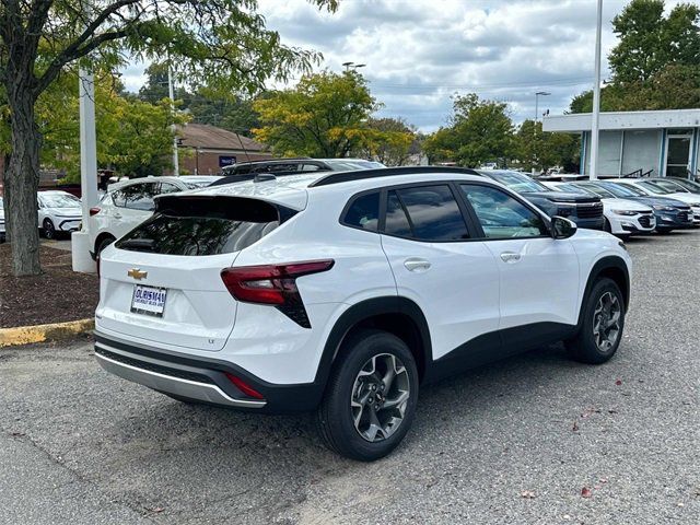 2025 Chevrolet Trax LT