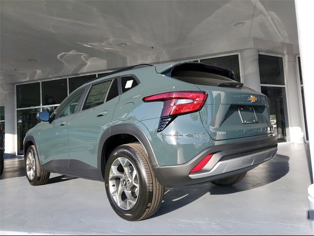 2025 Chevrolet Trax LT