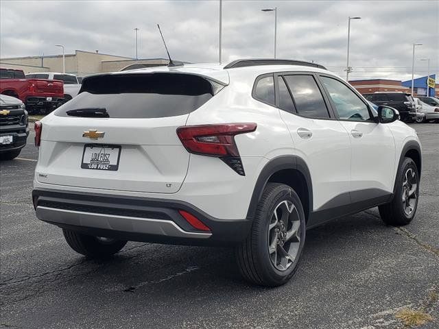 2025 Chevrolet Trax LT