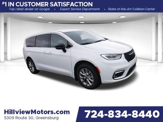 2025 Chrysler Pacifica Select